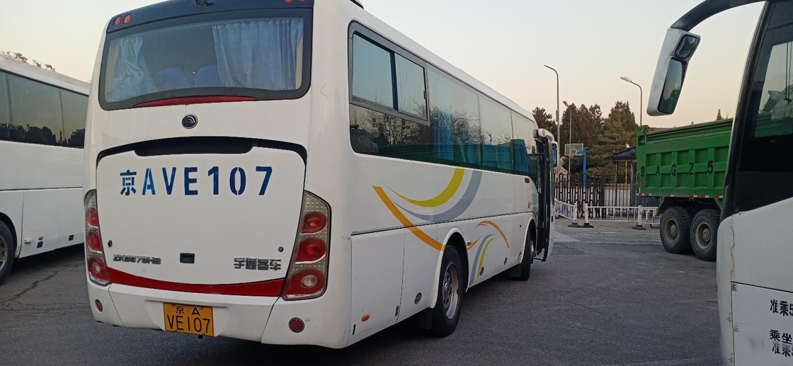 حافلة فاخرة 39 مقعدًا مستعملة Yutong حافلة مستعملة Innter City Bus Rhd Lhd للبيع