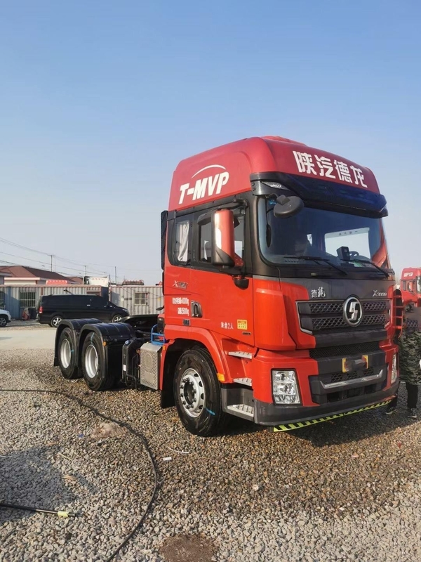 مستعملة شاحنة جرار Shacman X3000 10 wheeler جرار رأس شاحنة للبيع جرار ثقيل