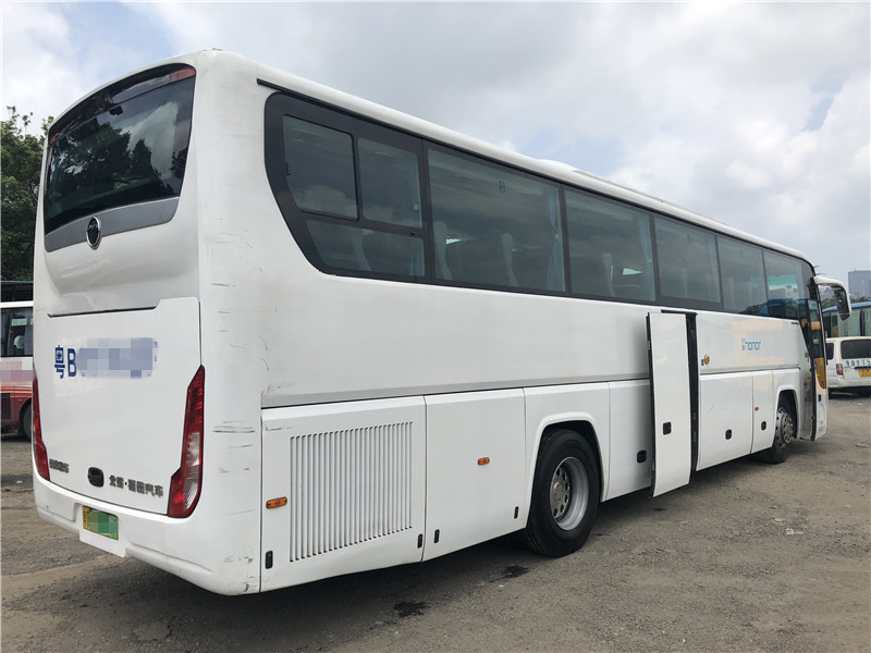 حافلة ركاب فاخرة 53 مقعدًا Rhd Lhd ديزل Euro 3 حافلة المدينة الداخلية حافلة ركاب لمسافات طويلة للبيع