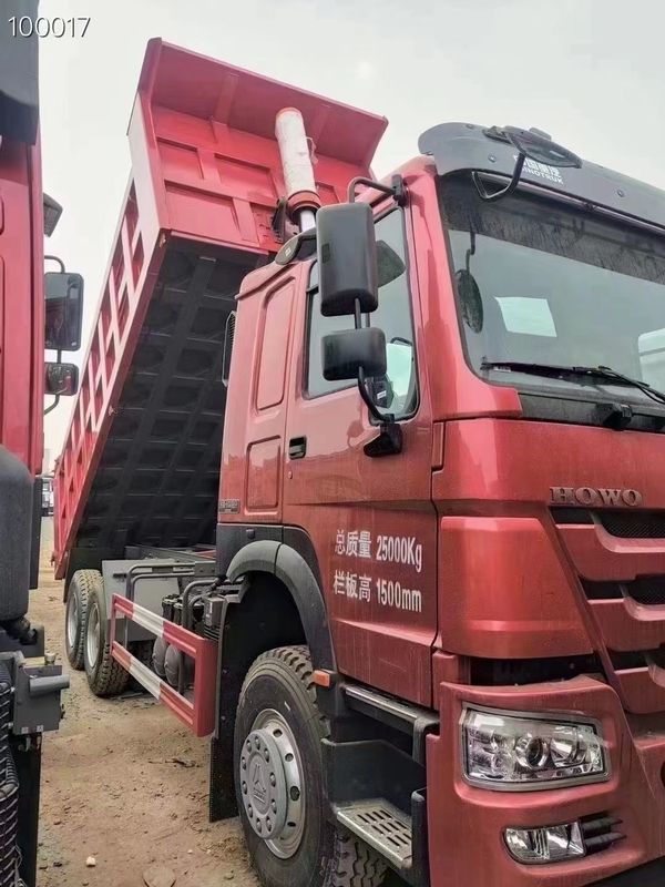 HOWO العلامة التجارية الجديدة شاحنة قلابة 6 * 4400hp 2023 Year Sino Truck