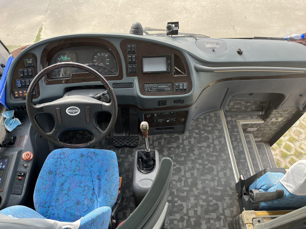 تاجر حافلات مستعملة حافلة نقل ركاب مستعملة مع AC Diesel Euro 2 Euro 3 Bus