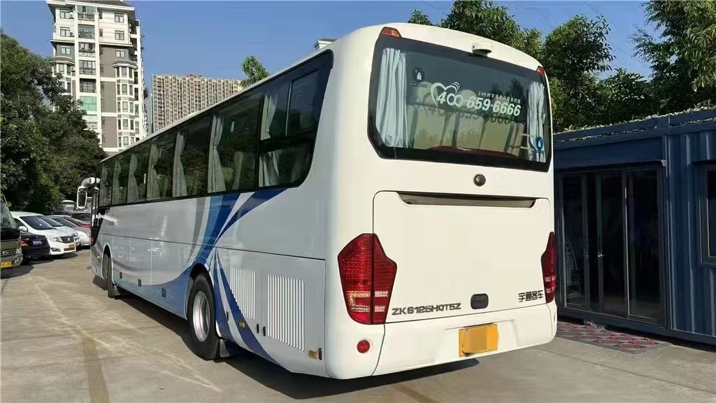حافلة سفر فاخرة 2017 سنة 55seat Yutong Bus Zk6125HQ مستعملة باص للبيع