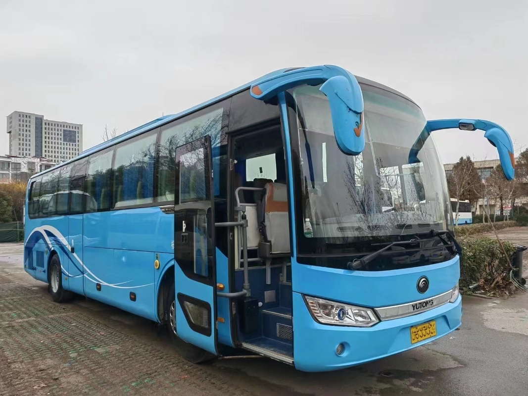 تستخدم حافلة مزدوجة الزجاج Yutong Zk6115 60seats Yuchai Engine بابين مع تكييف