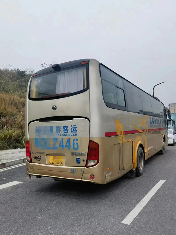 الحافلات المستعملة Yutong Bus ZK6110 51 مقعدًا 2013 سنة التوجيه RHD الحافلات الفاخرة المستعملة