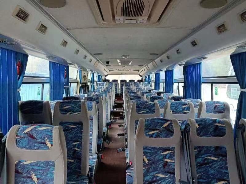 حافلة مستعملة وحافلة 2016 سنة مستعملة Yutong ZK6115 Bus Luxury Bus Price 60 Seater Bus