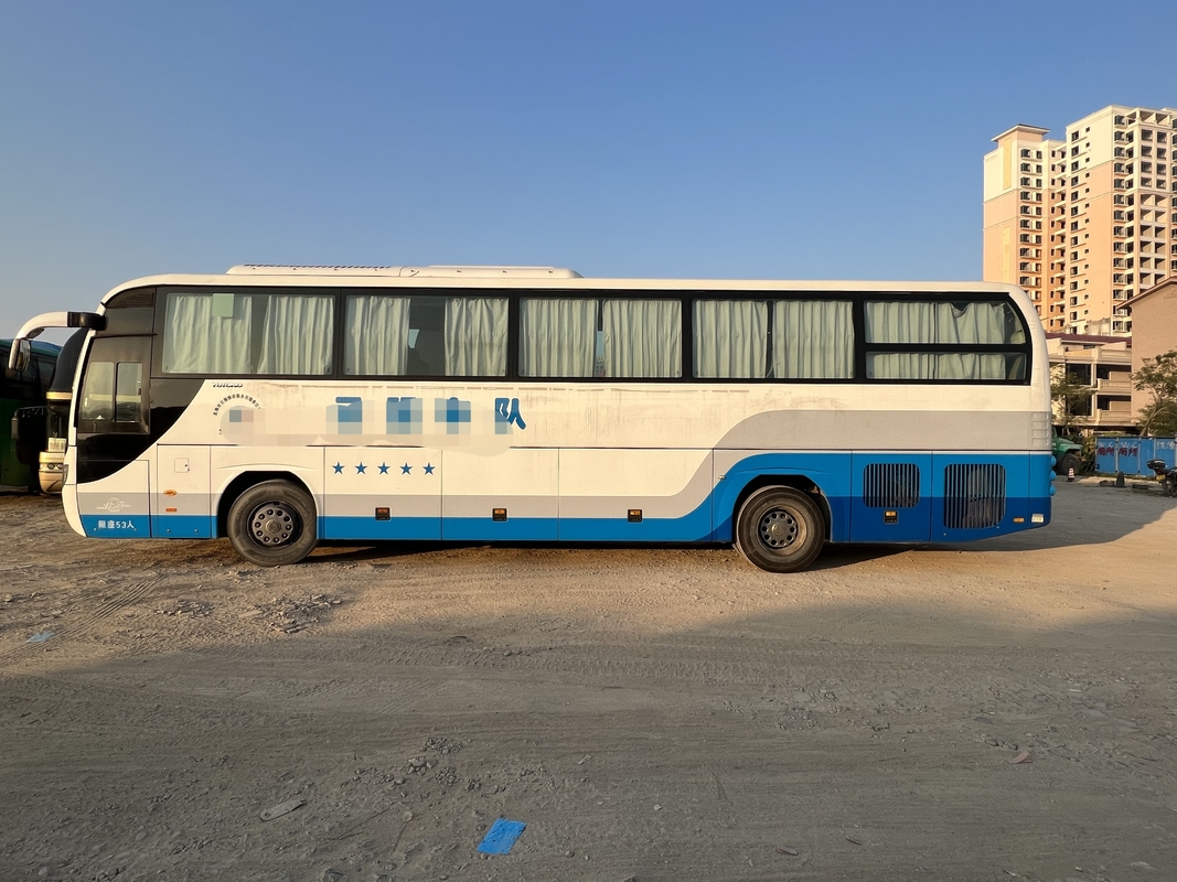 حافلة فاخرة مستعملة 2014 سنة Yutong Zk6120 حافلة ركاب مستعملة 55 Seater Bus LHD