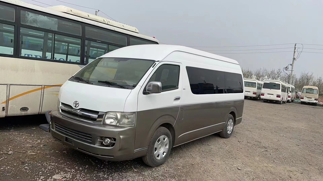 الحافلات اليابانية المستعملة Toyota Hiace 15 Seats Second Luxury Minibus Oil Front Engine Charger Plug