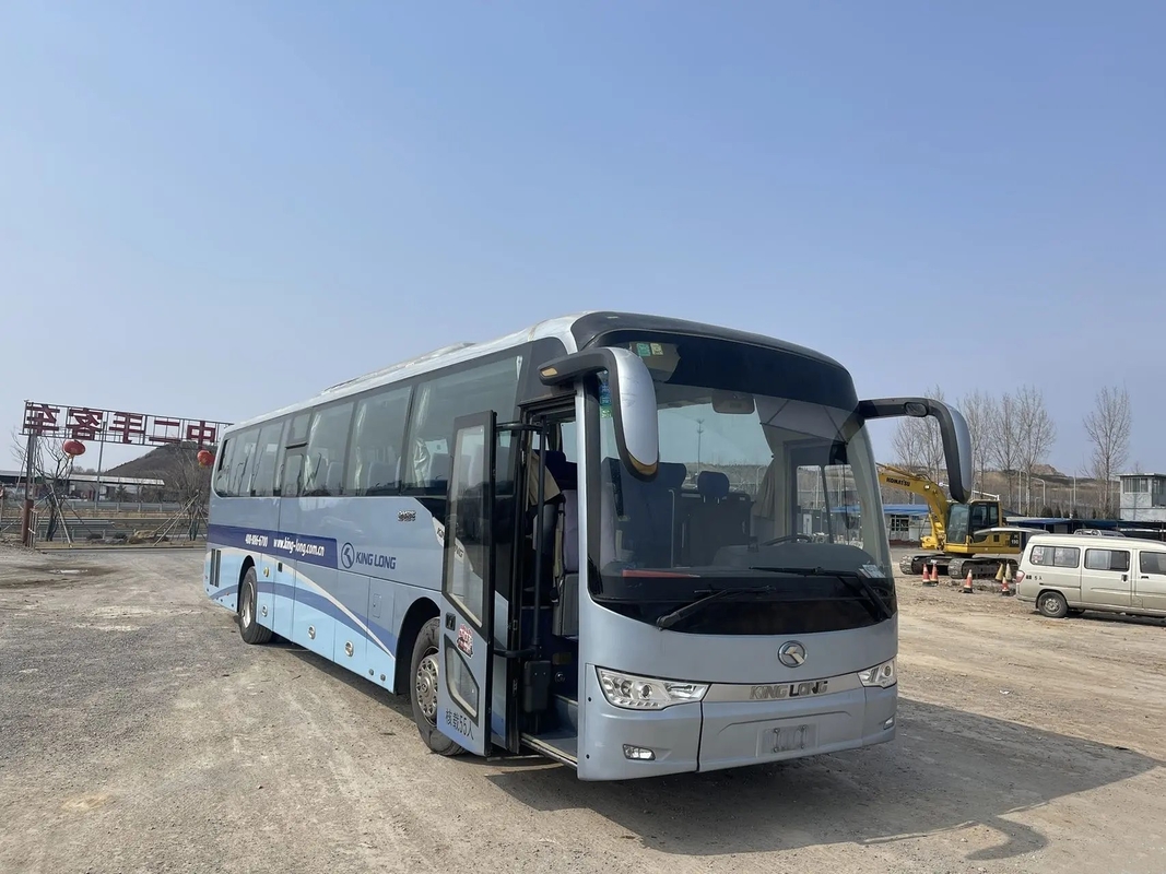 حافلة اليد الثانية 2016 سنة مستعملة Kinglong Bus XMQ6120 لون أزرق فاتح 48 مقعد Yuchai محرك 12 متر