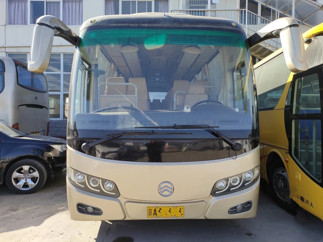 مدرب اليد الثانية 37 مقعدًا مكيف هواء باب واحد EURO IV ناقل حركة يدوي مستعمل Golden Dragon Bus XML6857