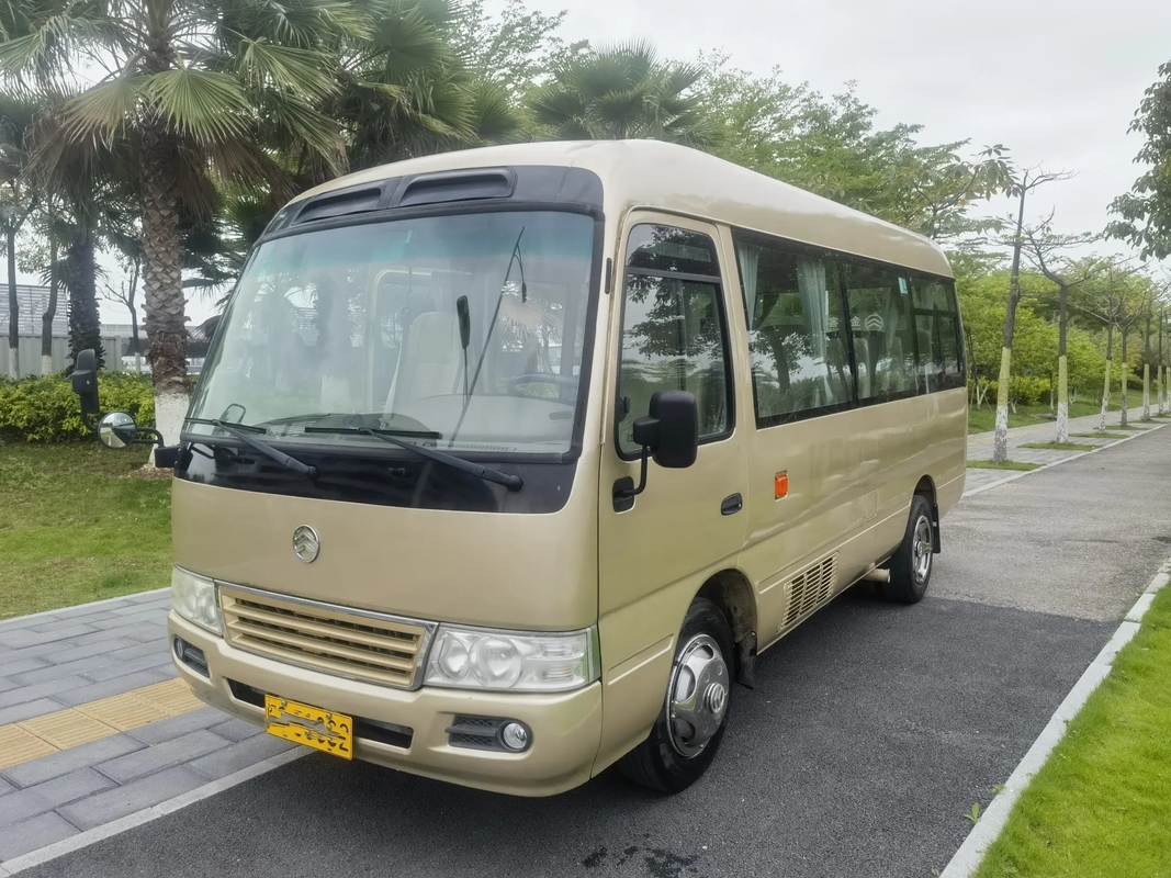 مستعملة كوستر 6 أمتار محرك أمامي 19 مقعدًا تستخدم Golden Dragon Minibus XML6601 باب يتأرجح خارجي