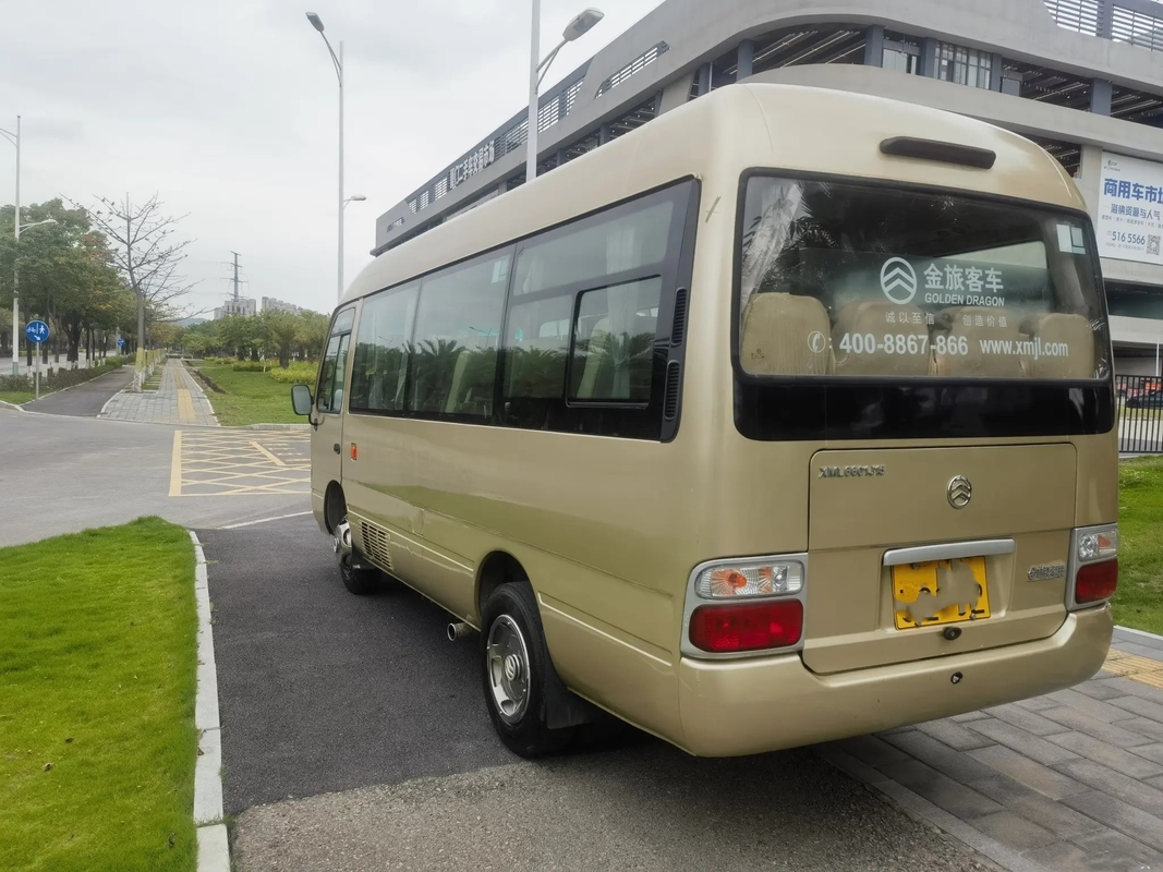 مستعملة كوستر 6 أمتار محرك أمامي 19 مقعدًا تستخدم Golden Dragon Minibus XML6601 باب يتأرجح خارجي