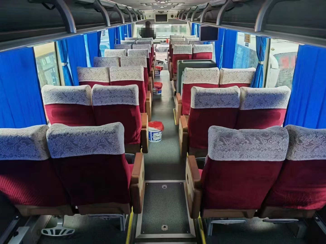 حافلة اليد الثانية قطعتين من الزجاج الأمامي 39 مقعدًا محرك Weichai 12 مترًا Usd Yutong Bus ZK 6122