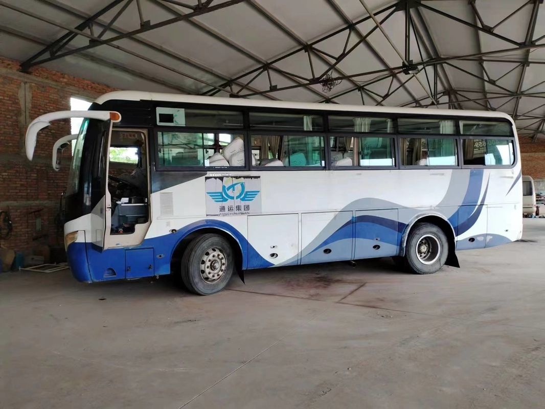 مكوك ناقل أمامي مستعمل 41 مقعدًا مكيف هواء نافذة انزلاقية ليف الربيع 2nd Yutong Minibus ZK6892D