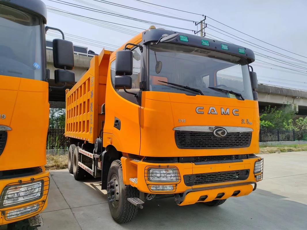 شاحنات قلابة تجارية مستعملة 316hp 6 × 4 محرك نموذج 10 إطارات CAMC شاحنة قلابة ثقيلة رأس مسطح