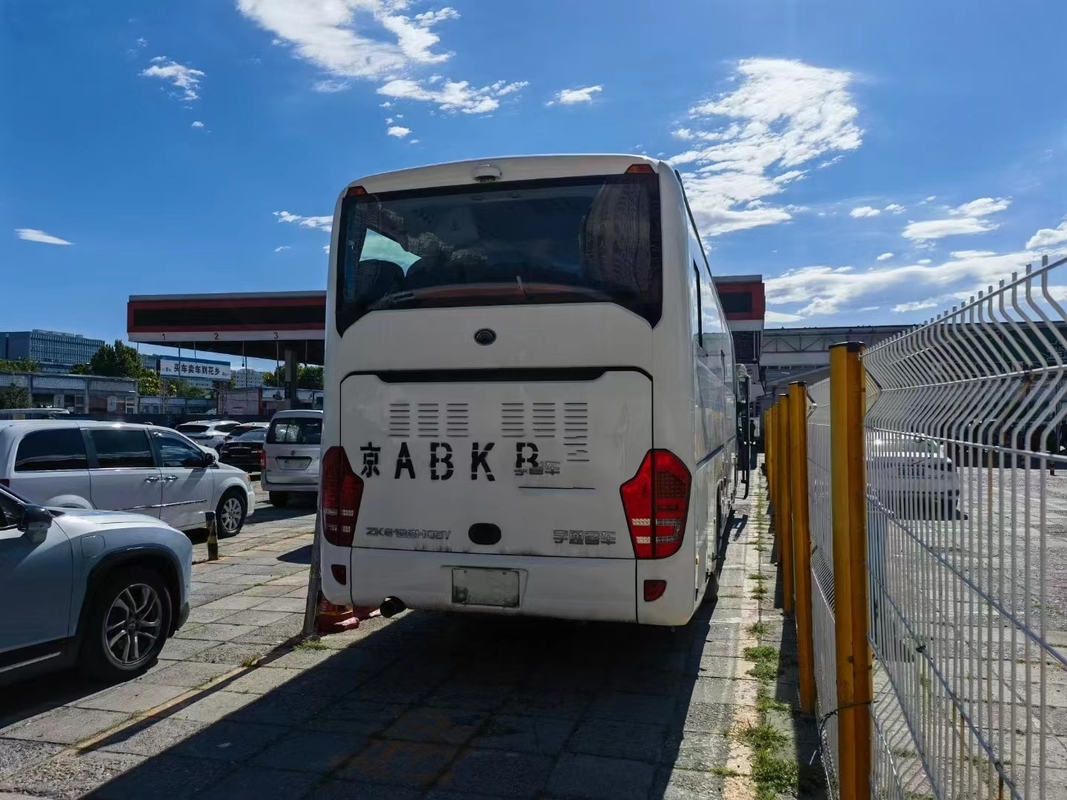 يونغ تونغ حافلة ZK6112 أبيض اللون 53 مقعد 12 مترا محرك Weichai 336hp مكيف الهواء الحافلة اليد الثانية