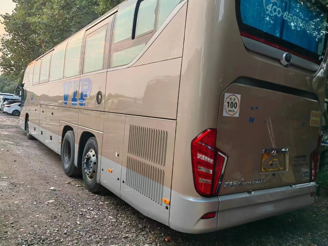حافلة الديزل المستعملة لعام 2020 56 مقعداً حافلة VIP مزدوجة الأبواب Yutong ZK6137