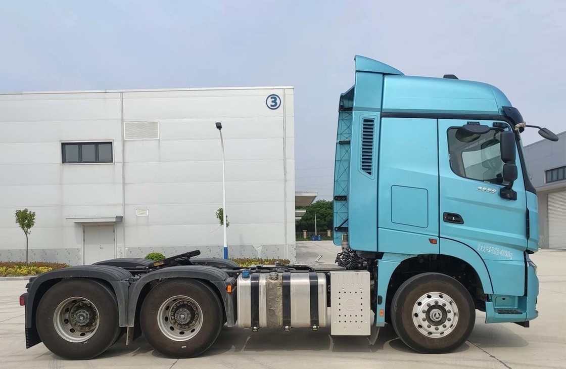 Zf علبة التروس Amt 560 حصان شاحنات زيت الوقود المستعملة Beiben رأس الحصان 6 * 4 وضع القيادة 3 محاور