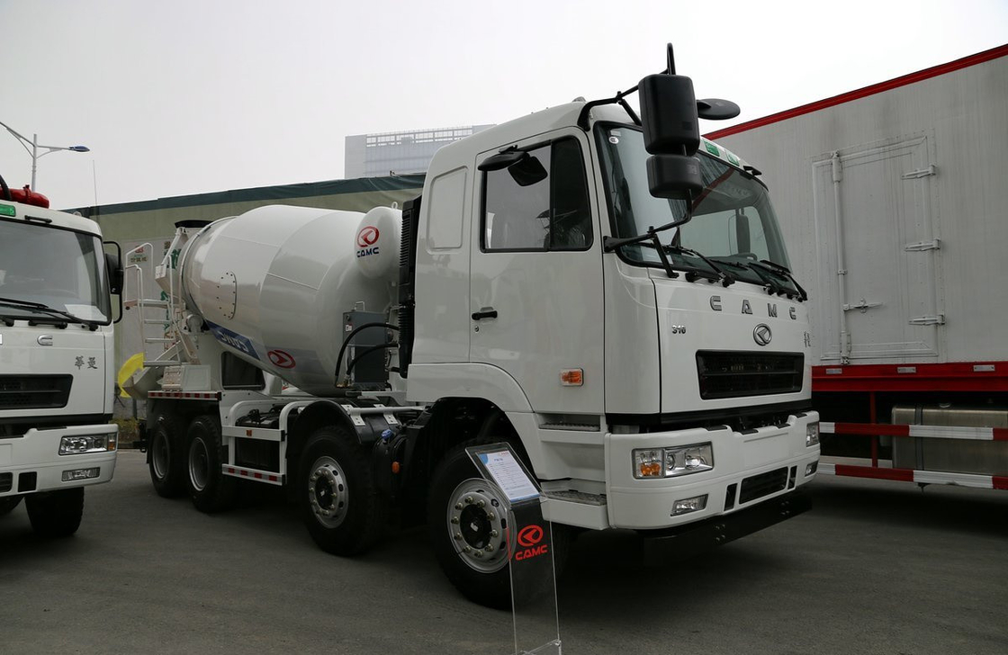 شاحنة مزيج الخرسانة المستعملة 8 × 4 CAMC مزيج الاسمنت 310hp يورو 5 ناقلة كبيرة 12 إطارات