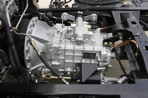 قطع غيار الحافلات الموثوق بها Yutong الحافلة ZK6120H علبة التروس FAST ناقل نقل 6DS-148 دقة عالية