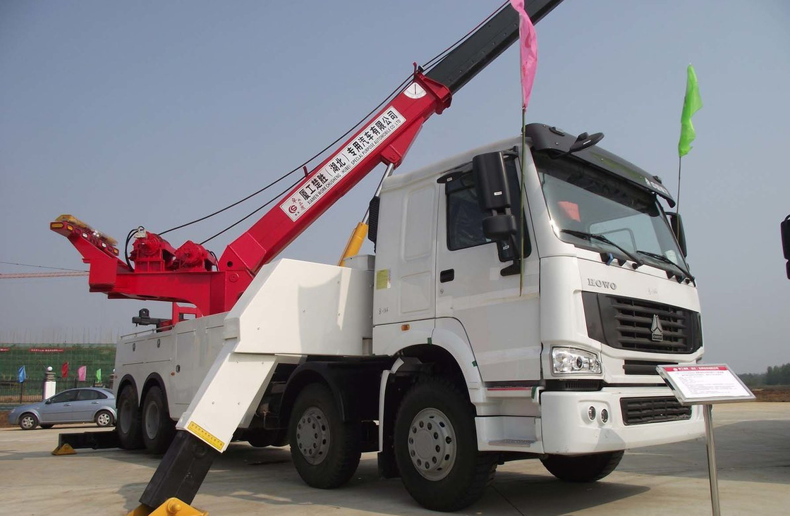 شاحنة سحب العلامة التجارية الصينية Sinotruck Howo 8 * 4 واحد إلى واحد شاحنة سحب 6-12 طن انبعاث اليورو 3
