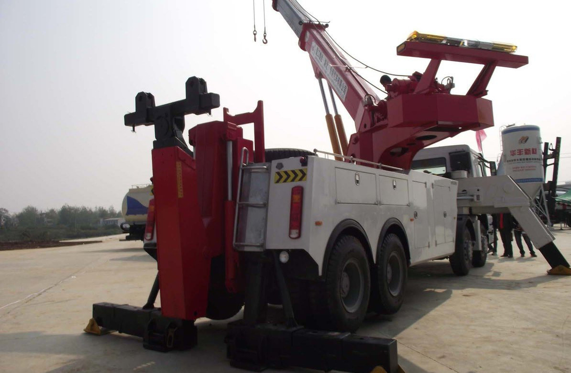 شاحنة سحب العلامة التجارية الصينية Sinotruck Howo 8 * 4 واحد إلى واحد شاحنة سحب 6-12 طن انبعاث اليورو 3