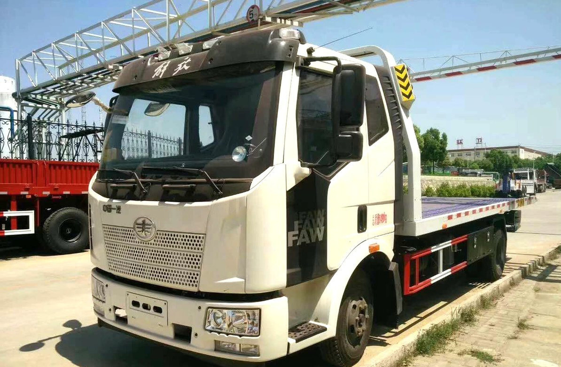 شاحنة سحب الخراب سرير FAW J6L نموذج محور واحد 6 عجلات 160 حصان تحميل 3.5 طن LHD
