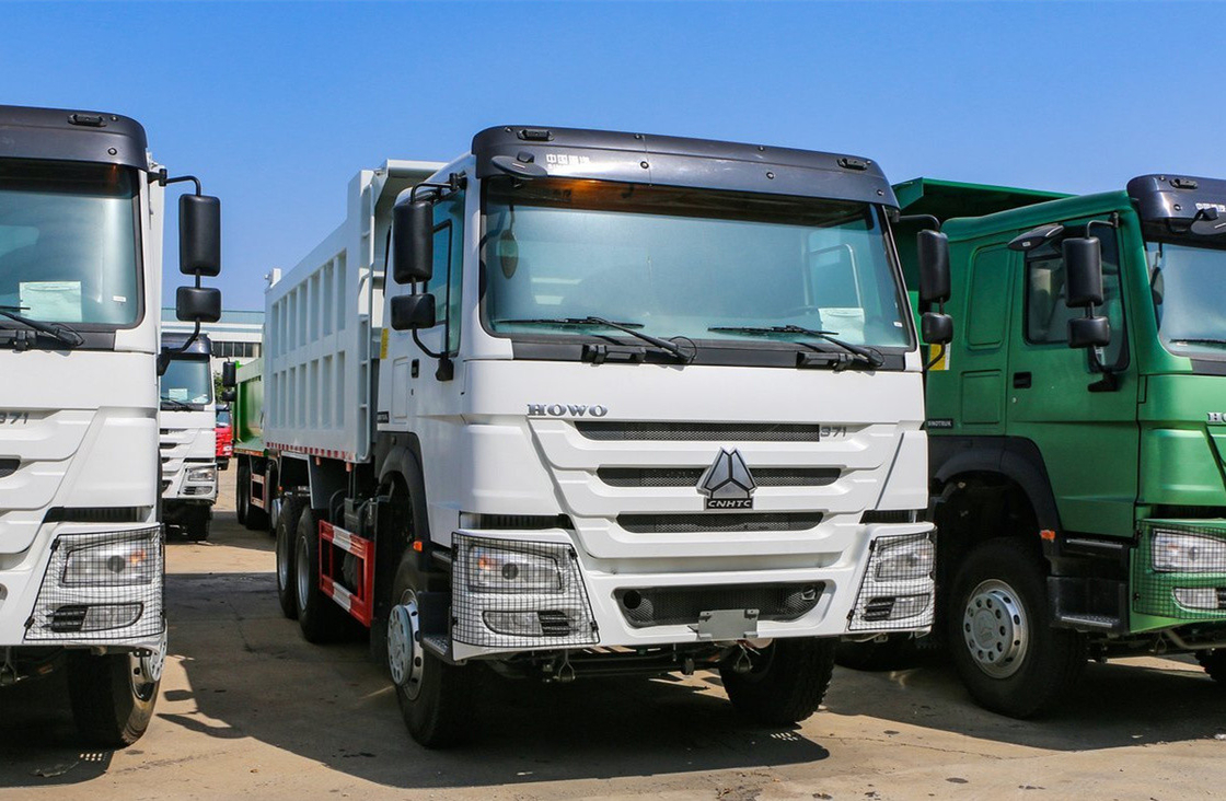 شاحنة صينية مستعملة 6 × 4 شاحنة قمامة Howo 371hp يورو 3 الاستخدام في أفريقيا 6.8 متر مربع طويل