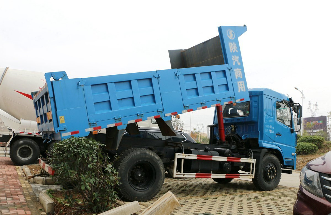 6 عجلات شاحنات القمامة للبيع 4 × 2 شيكمان X6 شاحنة شاحنة واحدة 5 طن 160 حصان