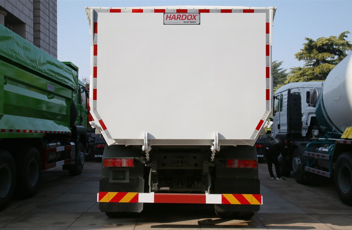 شاحنة قمامة للسيارات الصناعية Sitrak تحميل 40 طن 8 * 4 لون أبيض U-type box heavy duty