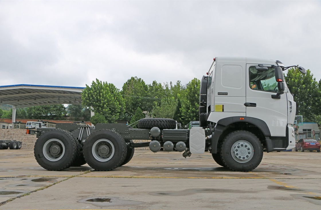 شاحنة هوو Dump Truck 2023 كابينة مسطحة مع سرير 6 * 4 هوو A7 هيكل يورو 4 انبعاث 420HP