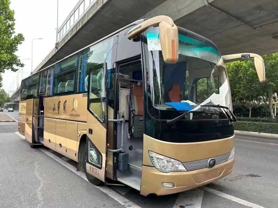 ZK6119 Yutong حافلة ركاب مستعملة / حافلة فاخرة ذات باب مزدوج ذات 53 مقعد