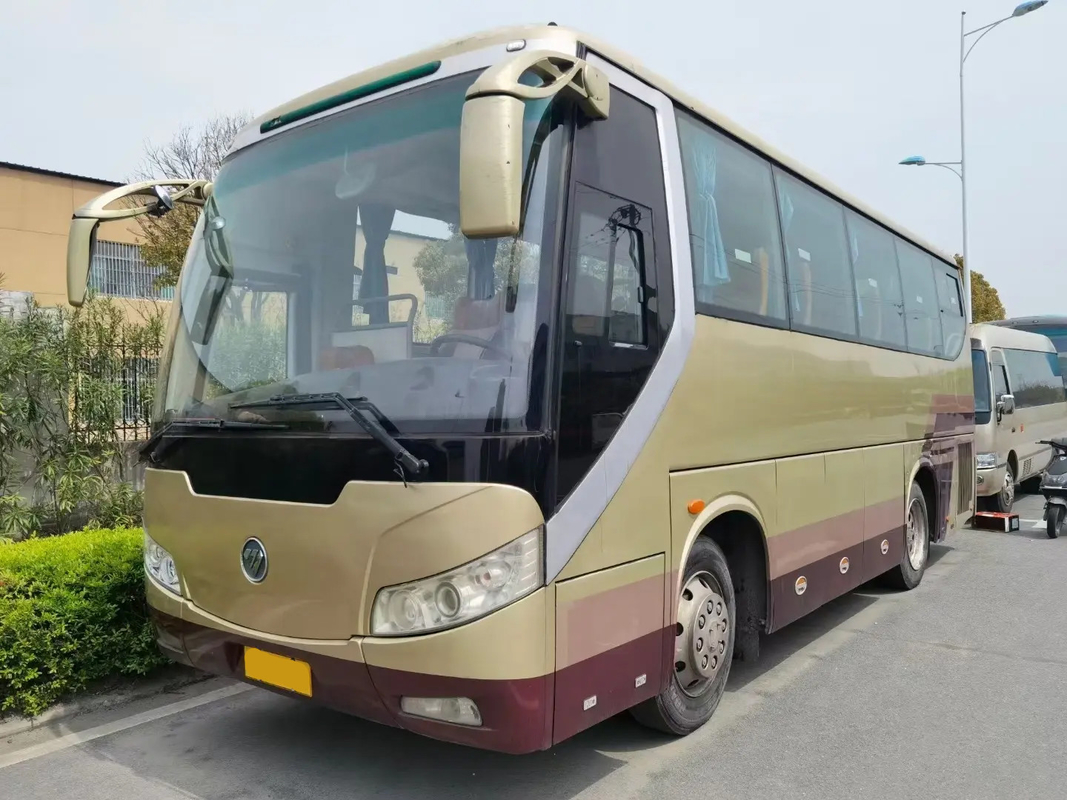 BJ6800 حافلة ديزلية ذات تكييف هواء ذات القيادة اليسرى ذات مساحة كبيرة للأمتعة