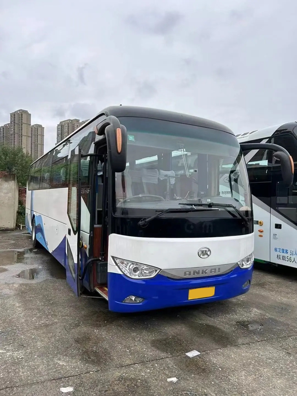 HFF6119 51 حافلة فاخرة مقعد مع مساحة كبيرة للأمتعة، محرك الديزل الخلفي، القيادة باليد اليسرى