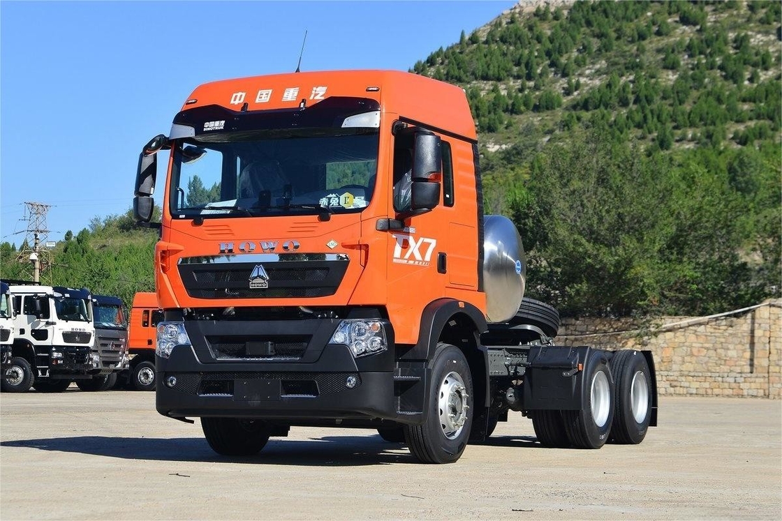 480HP HOWO الجرار الوطني VI القياسية للانبعاثات المنعطف الخلفي مزدوج المحور LNG