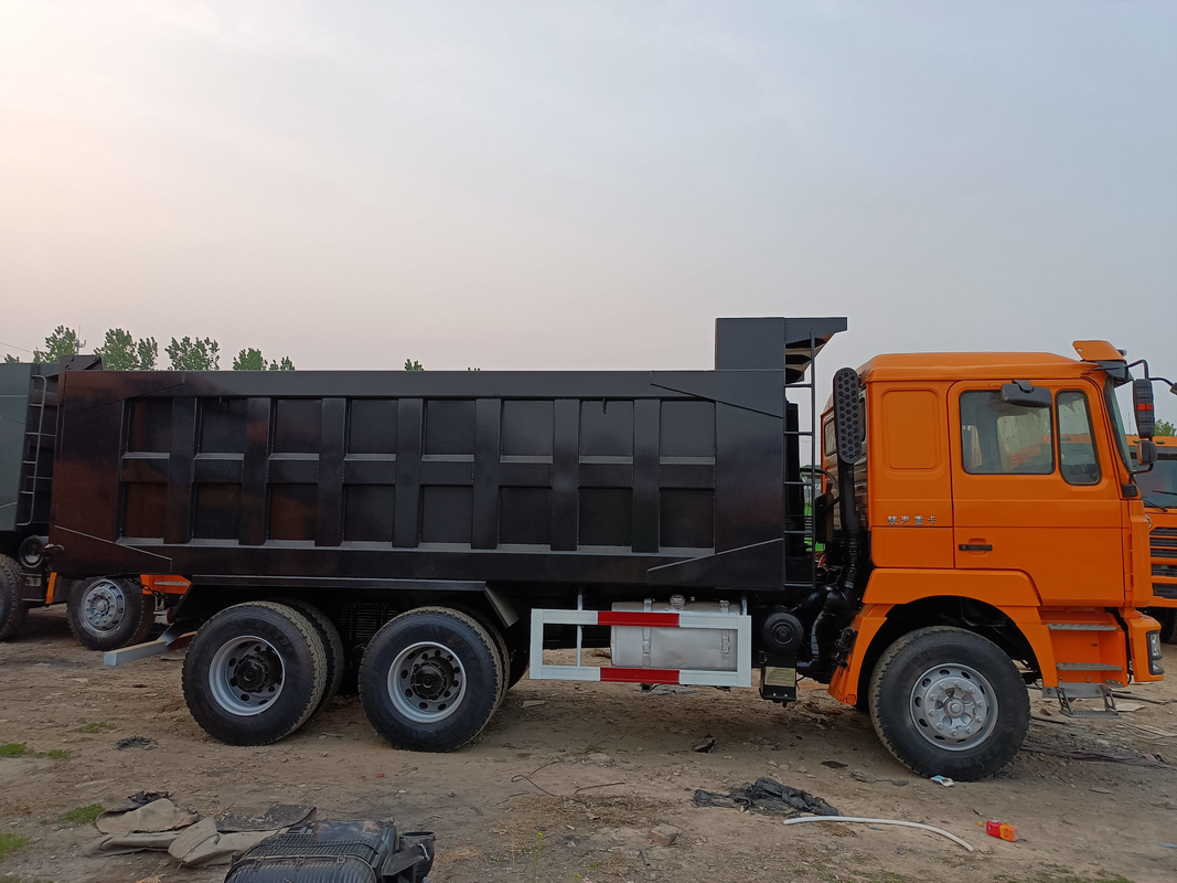 شاكمان F3000 شاحنة قمامة 6 * 4 تستخدم مع تجديد ويتشاي 380 حصانات الديزل سقف مسطح كابينة