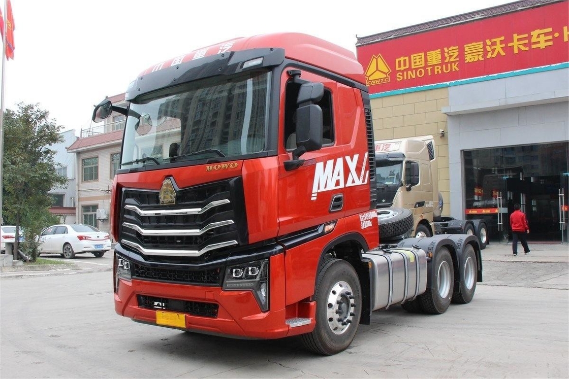 HOWO Max شاحنة ثقيلة 480HP سقف مرتفع 6X4 الديزل يدوي 12 سرعة الوطنية VI الجرار
