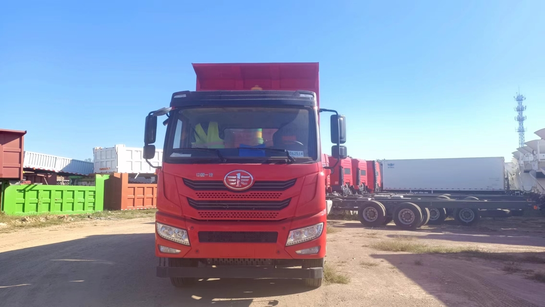 8*4 شاحنات عجلة نقل مستعملة للبيع 22cbm سعة دلو FAW V20 شاحنة قمامة 340hp الديزل