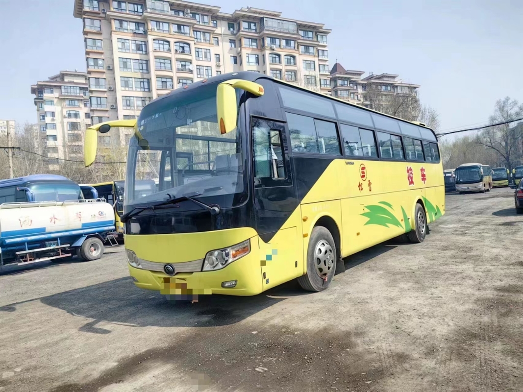 حافلة يوتونغ ZK6107 الحافلة الأصلية 2 + 3 مقاعد تخطيط 60 مقعد ورقة الربيع