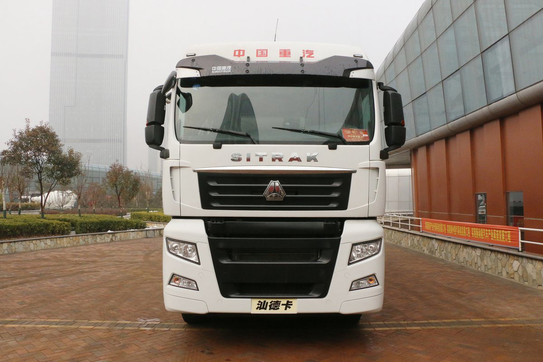 صف واحد من نصف المقاعد يدوي 16 معدات الديزل 480HP 6 * 2 وسط محور قابلة للإزالة SITRAK شاحنة