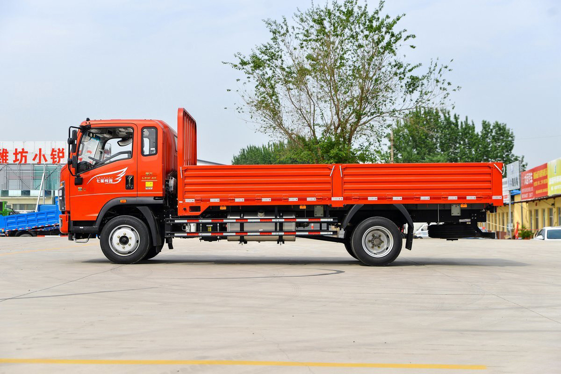 شاحنة Sinotruk HOWO سلسلة Titan-H الديزل 8 سرعات 170 حصان 5.2 متر نصف جانب صندوق الشحن
