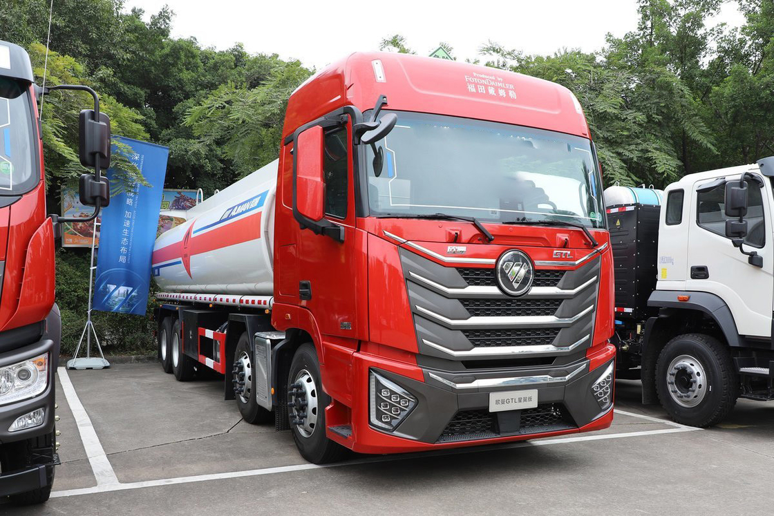 أومان HFV5320 GTL نصف صف مقاعد الديزل 12 سرعة 360HP 8X4 خزان الوقود 30m3 فوتون ناقلة النفط شاحنة
