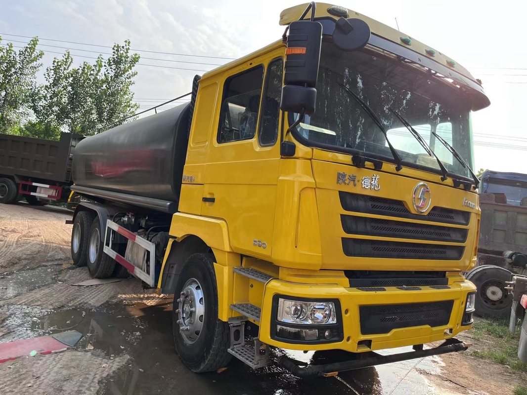 شاحنة ناقلة مياه مستعملة 20000 لتر شاكمان F3000 هيكل 6 * 4 يورو 3 انبعاثات LHD & RHD