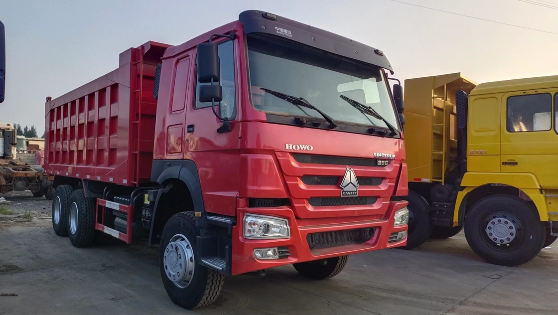 شاحنة هوو المستخدمة صف واحد ونصف كابينة سينوتروك تيبر 20cbm مربع 380hp اليورو 2 الانبعاثات
