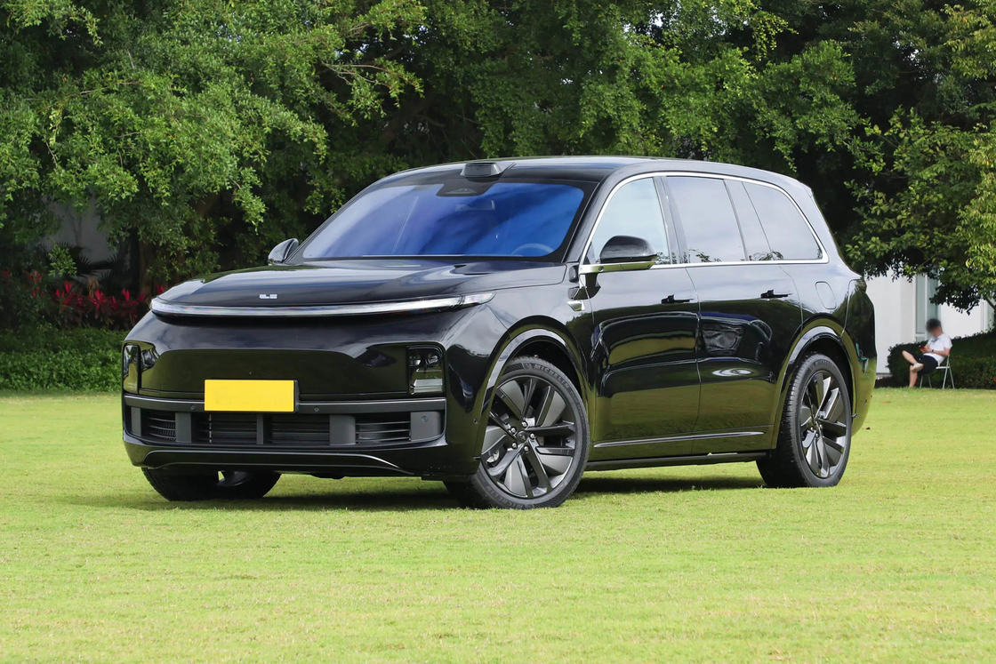 سيارات الدفع الرباعي ذات إطالة المدى Li Auto Models L9 Ultral 1.5T المدى السريع 1000km السرعة القصوى 180km/H