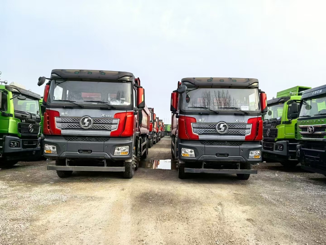 الشاحنة المستخدمة للغم Shacman Weichai 430hp رفع الأمامي 8 * 4 وضع القيادة 12 الإطارات Lhd 50 طن تحميل