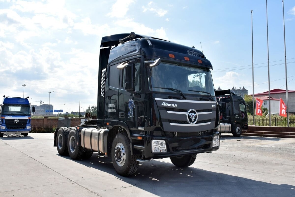 رأس الجرار المستخدم Euro IV محرك الديزل Foton Auman 430hp 6 * 4 وضع القيادة 10 إطارات تعمل على طريق سيء