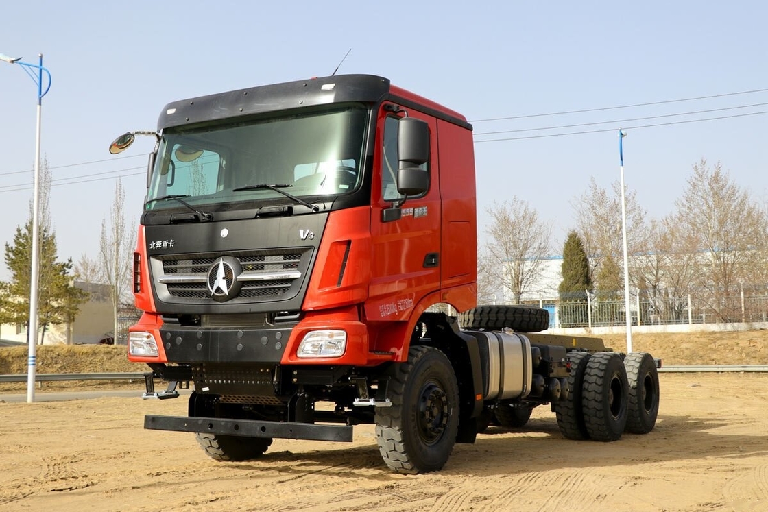 شاحنة جرار مستعملة للبيع Beiben V3XT 6*4 وضع القيادة 560 حصان ناقل حركة أوتوماتيكي شاحنة سحب