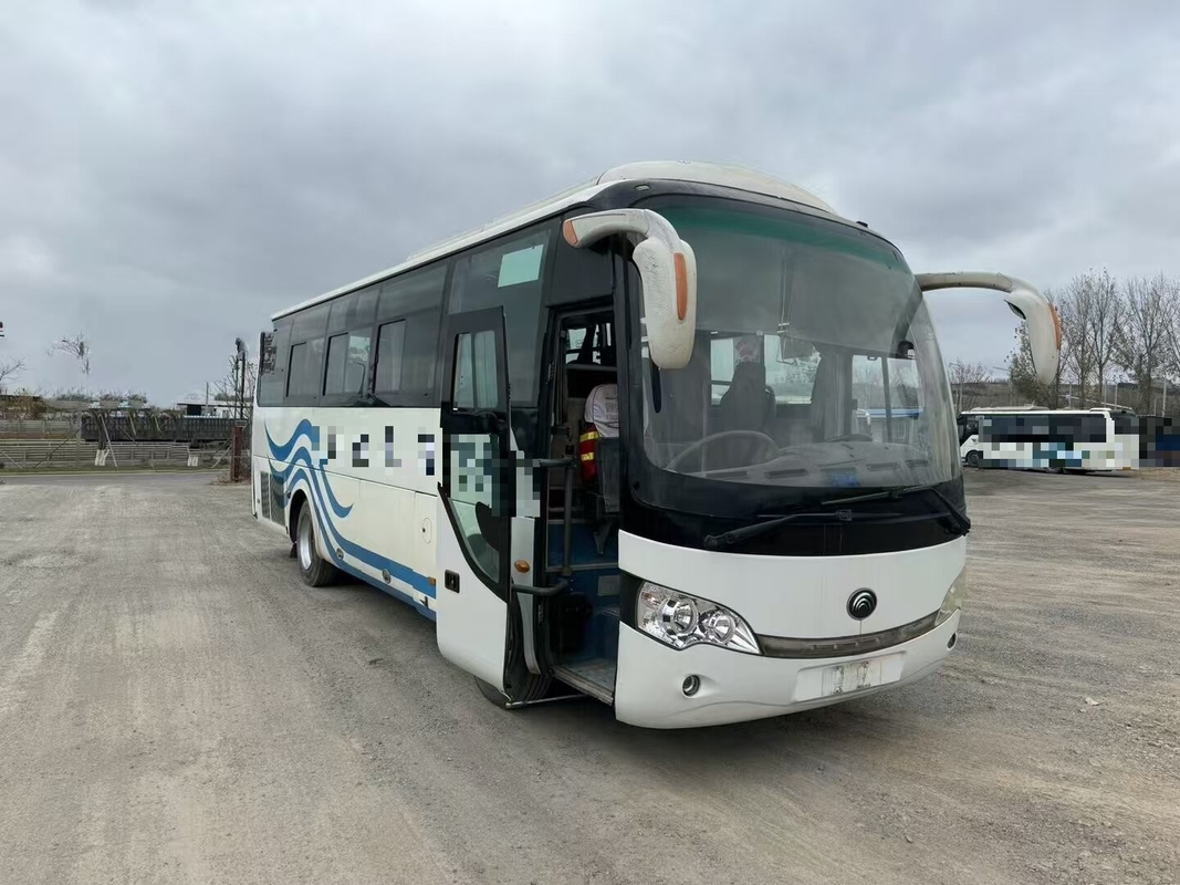 الركاب التجاري يوتونغ ZK6888 حافلة مستعملة منخفضة التكلفة متوسطة الحجم الفاخرة وفائدة الوقود 36 مقعد