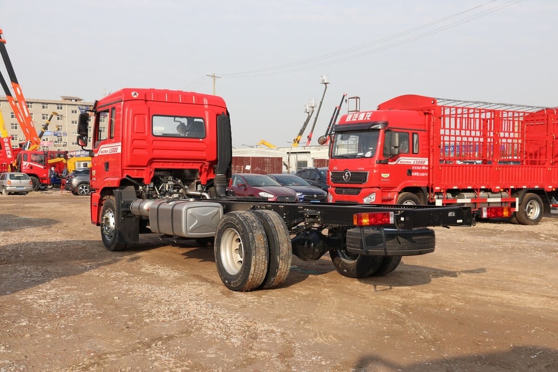 شاحنة شاحنة شاسيه شاكمان L5000 4×2 وضع القيادة 240 حصان 6.8m