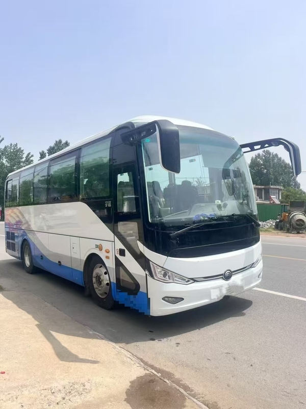 الحافلة المستخدمة بالديزل مع الداخلية الفاخرة ZK6907H6Y1 17 مقاعد جلدية الكنيسة / المنظمات غير الحكومية لوحة تحكم نظيفة
